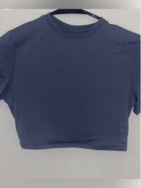 Victoria's Secret PINK blue Crop Tee - Short Sleeve Crewneck